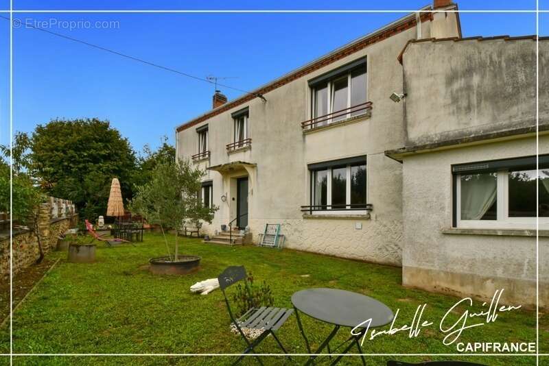 Maison à SAINT-SATURNIN