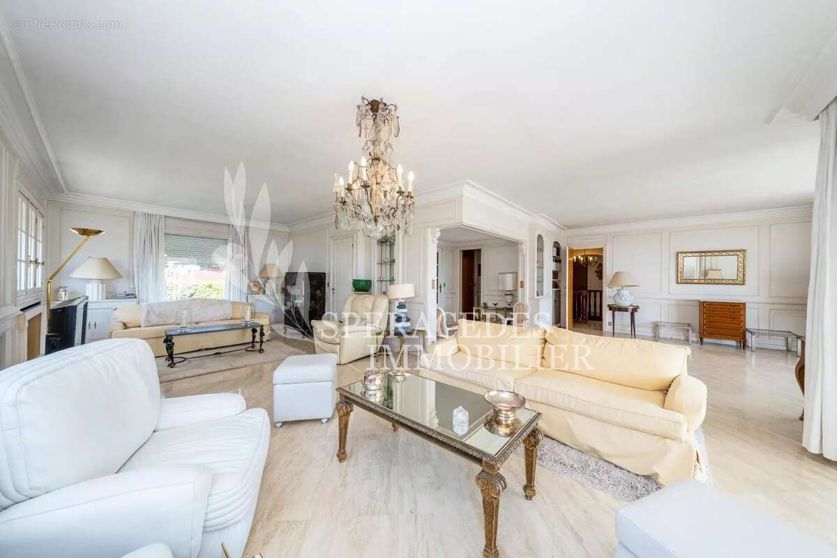 Maison à CANNES