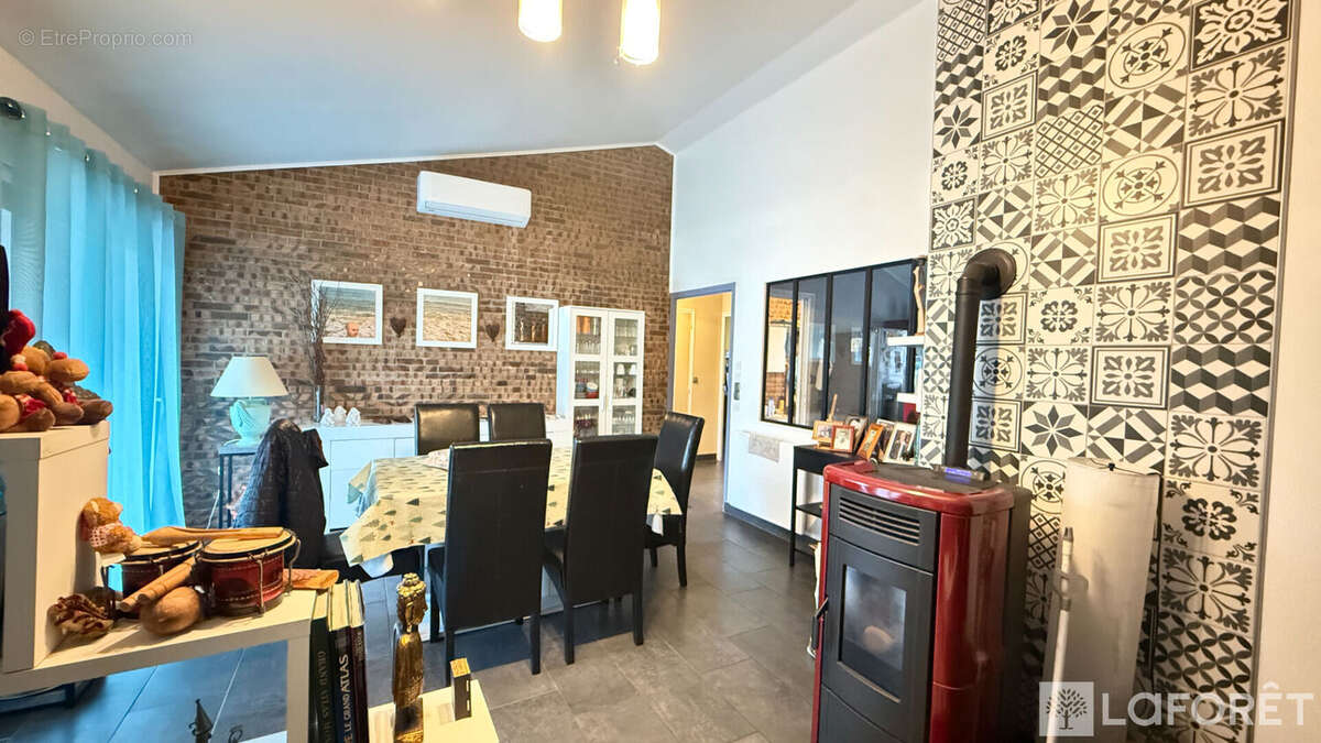 Maison à ROMILLY-SUR-SEINE