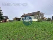 Maison à SAINT-ELIPH