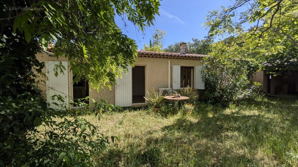 Maison à LAURIS