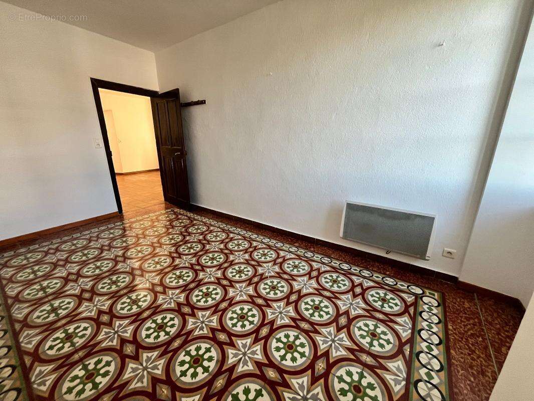 Maison à GRAVIERES