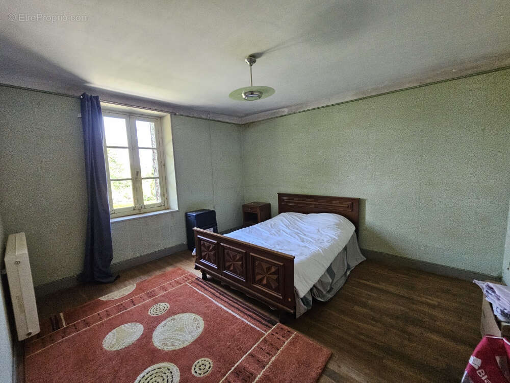 Maison à SAINT-GOUSSAUD