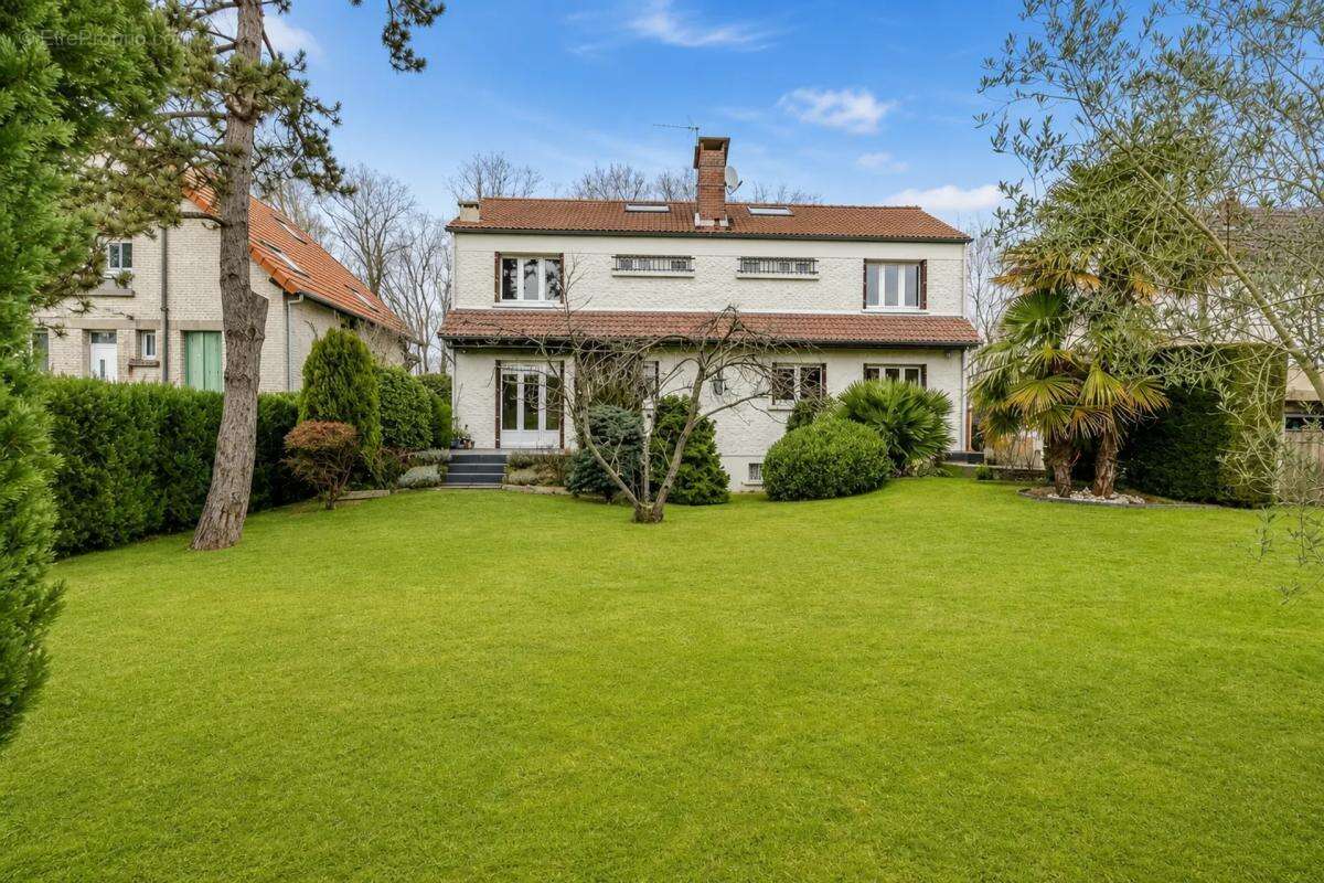 Maison à NOISY-LE-GRAND