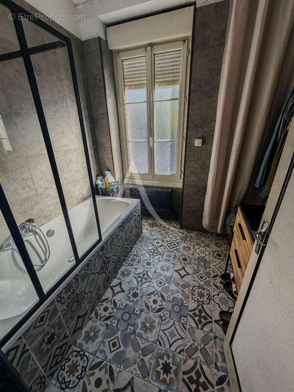 Maison à vendre en plein centre d'Apremont avec jardin et vue château - photo 6