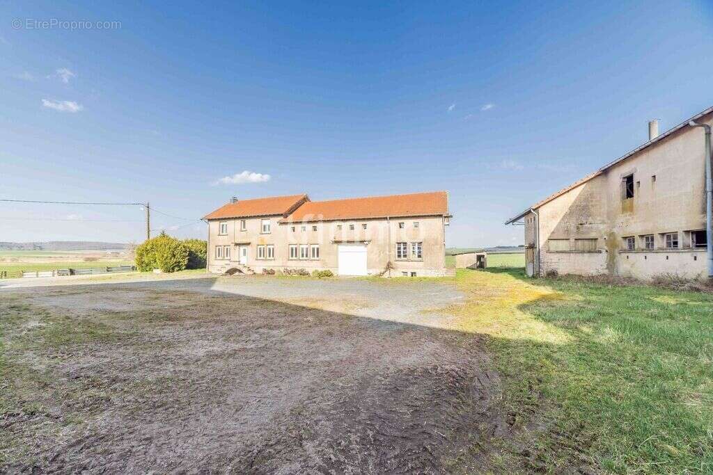 Maison à CHATEAU-BREHAIN