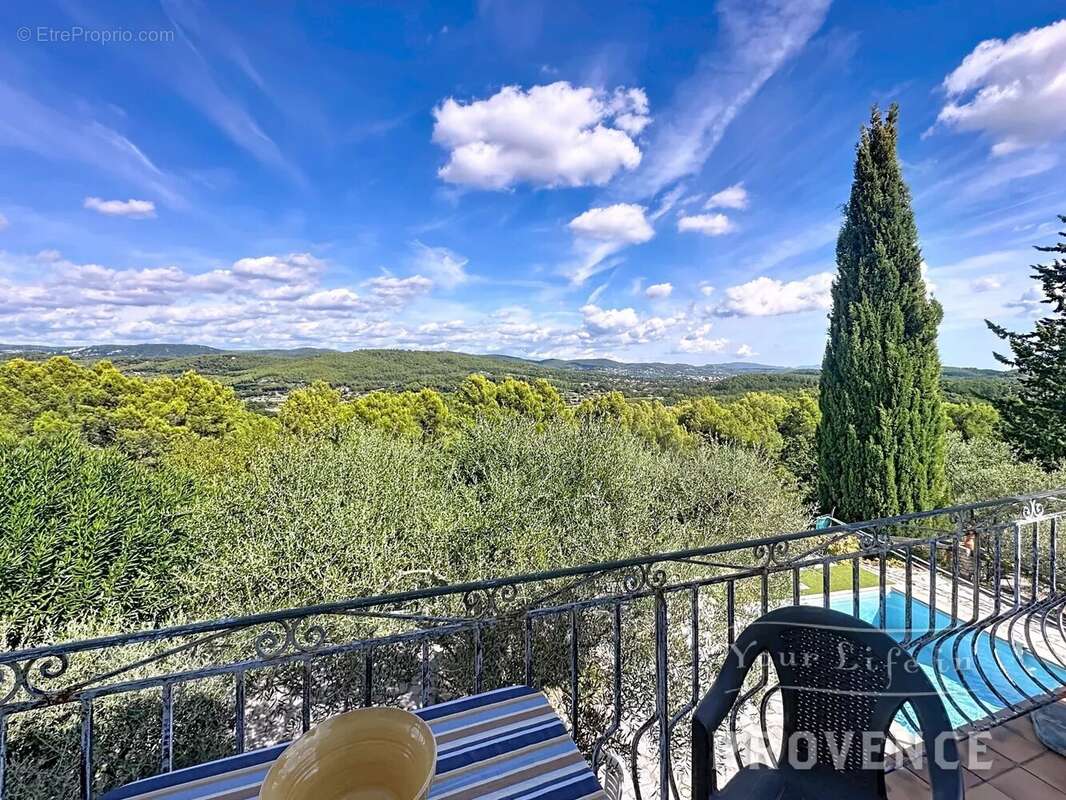 Villa provençale avec vue panoramique à pieds du village - photo 12