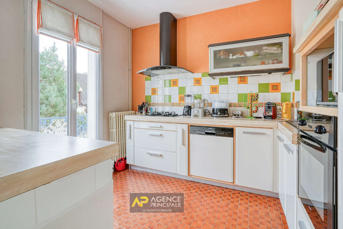 Maison à LE PLESSIS-ROBINSON