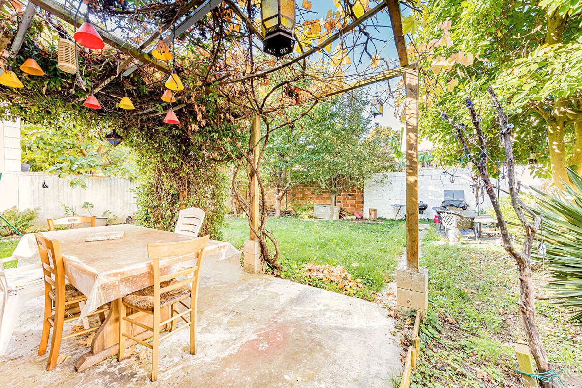 Maison à CHOISY-LE-ROI