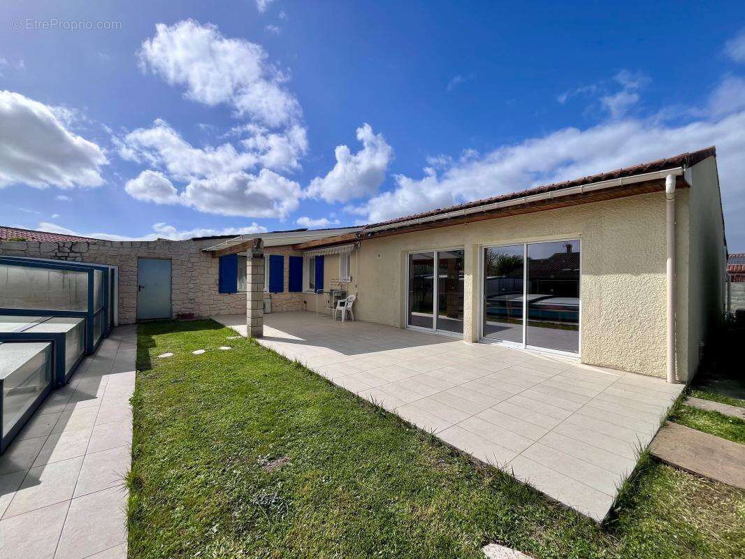 Maison à SAINT-LOUBES