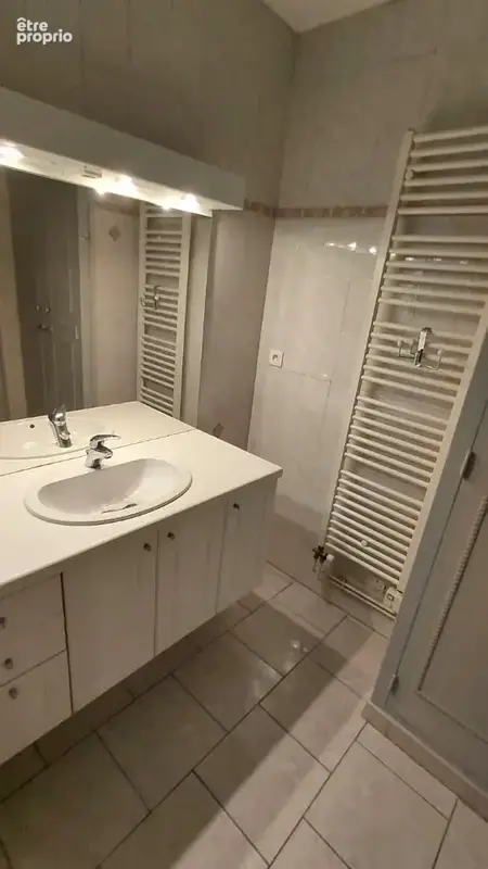 Appartement 3 chambres de 72m² - photo 7