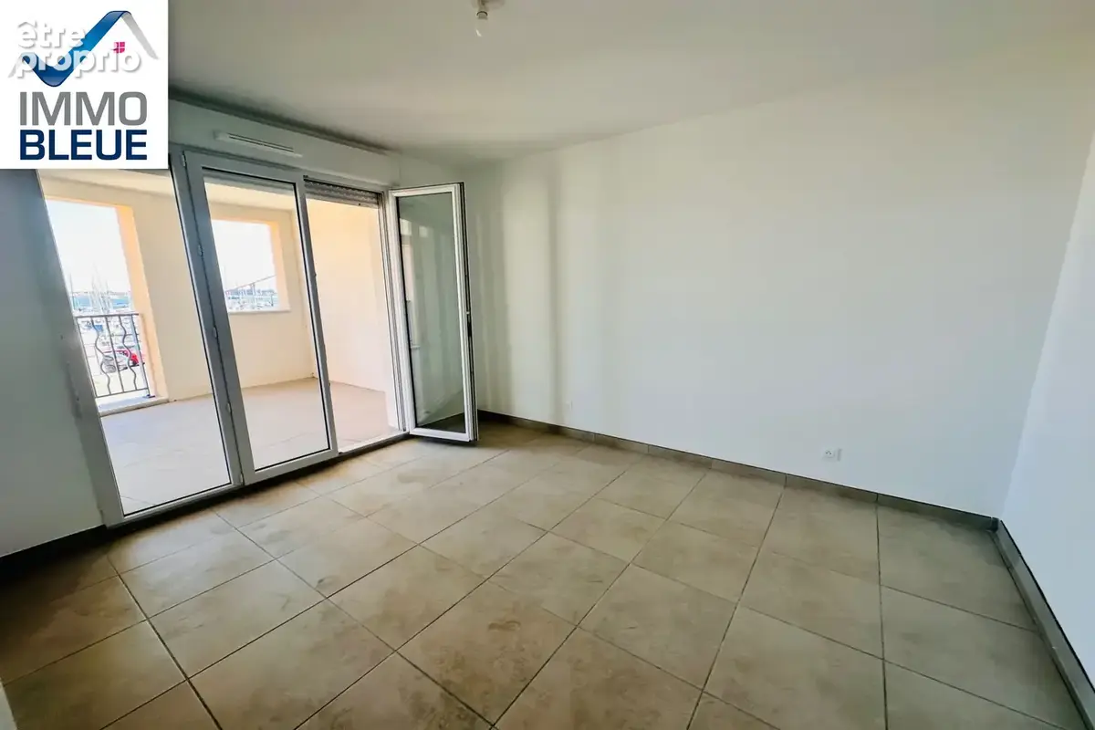 Appartement 4 pièces 84 m² à vendre à Port-De-Bouc (13110) - photo 9