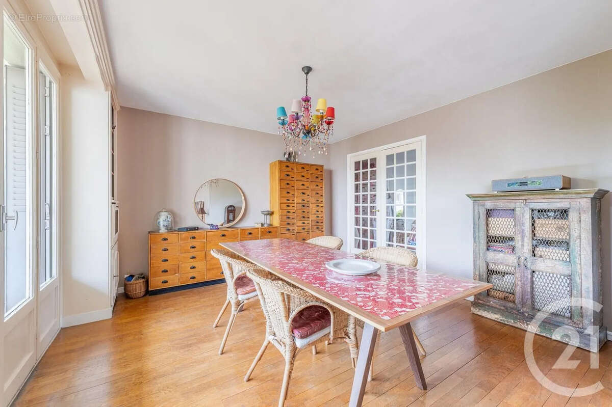 Appartement à BRON