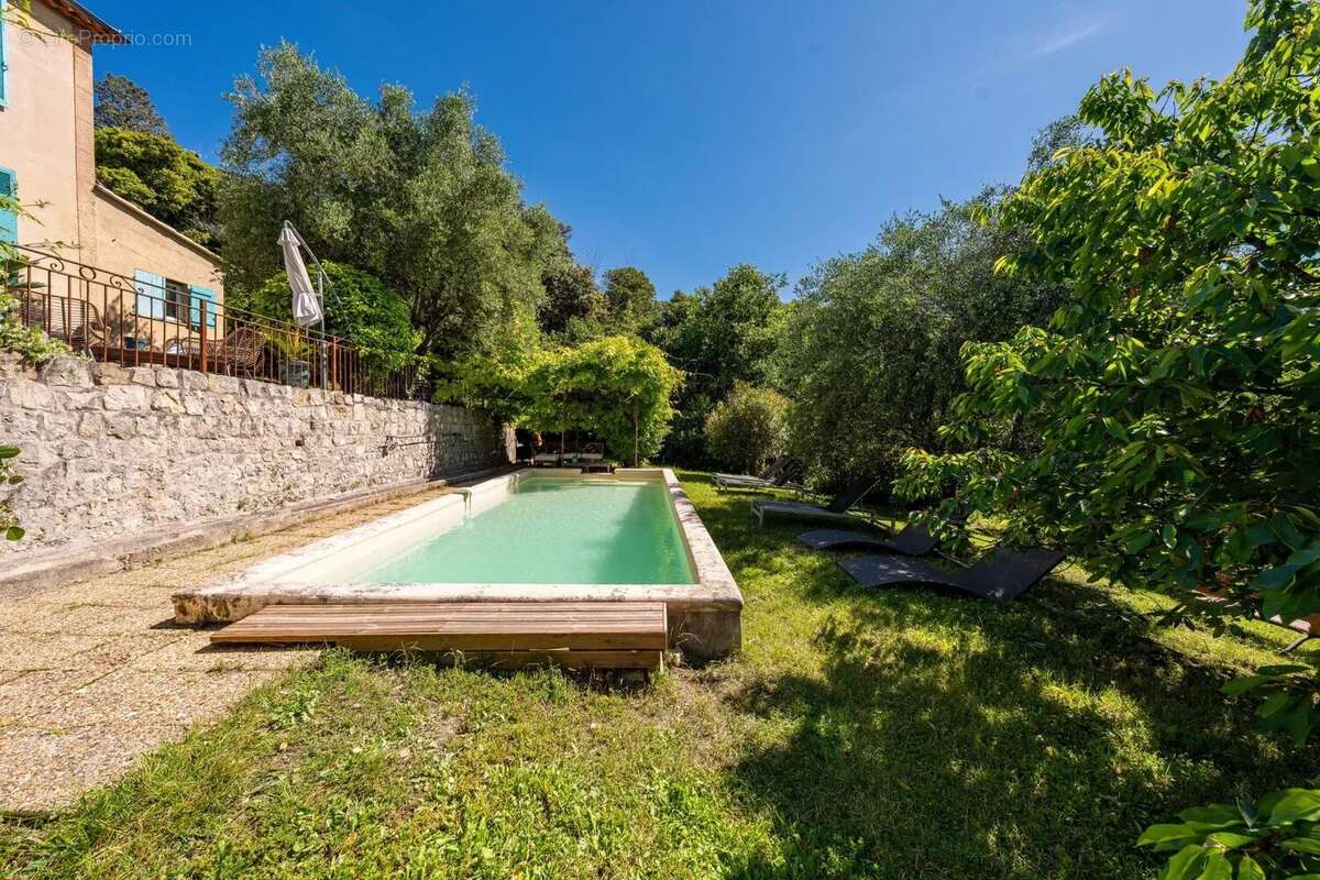 Maison à GRASSE