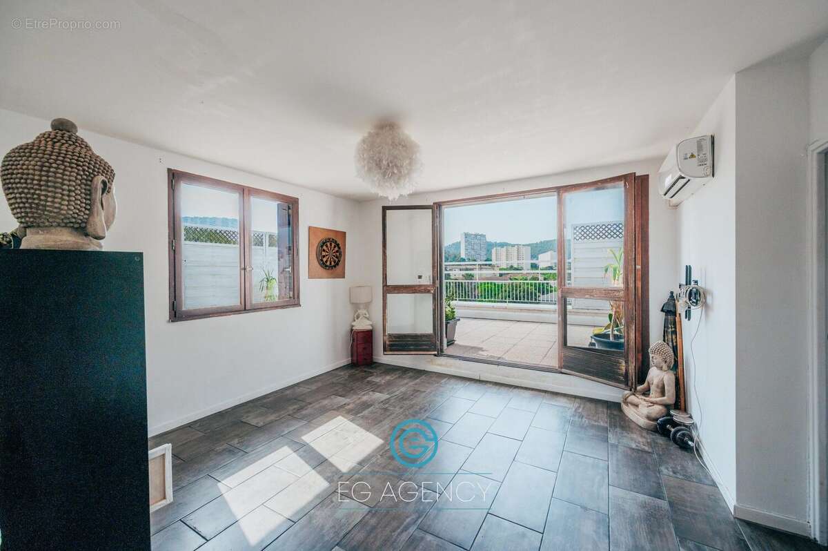 Appartement 30 m² à Marseille-9e  - photo 2