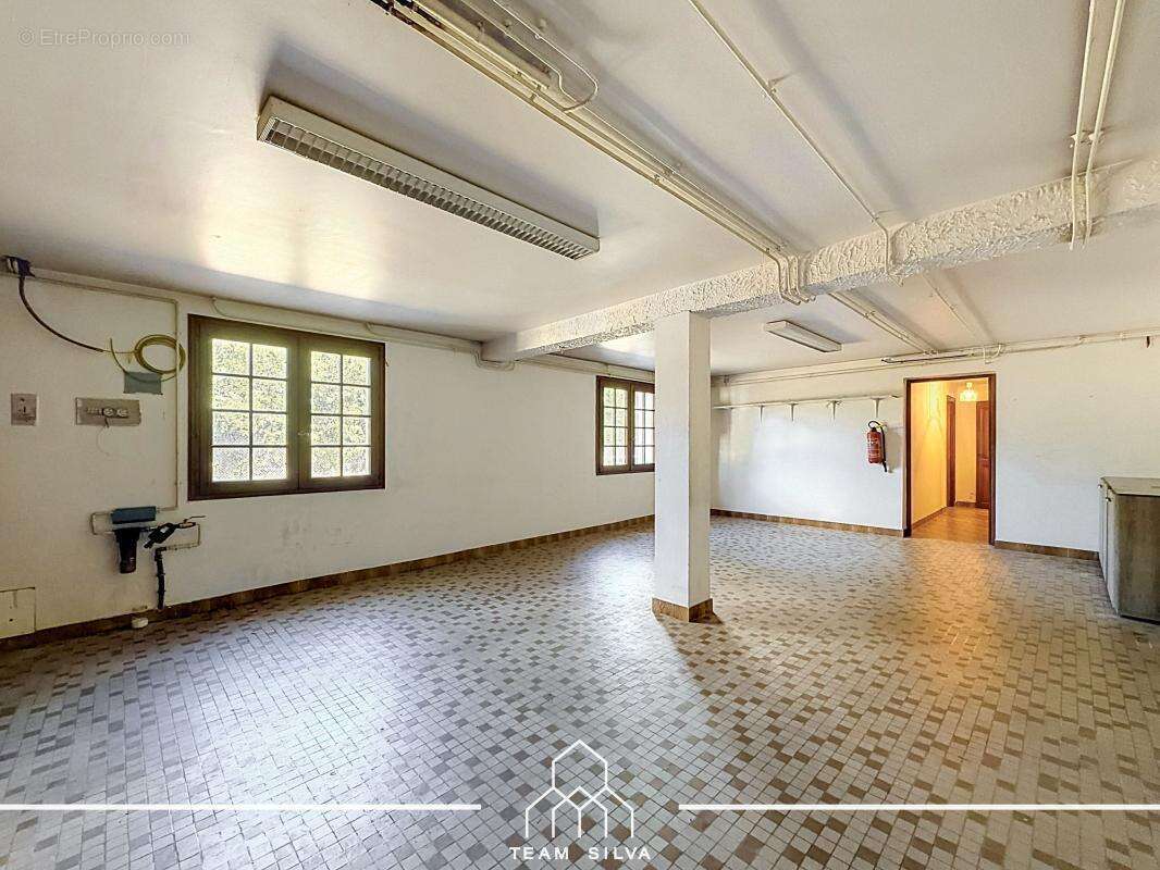 Maison 220 m² à Ternay  - photo 14