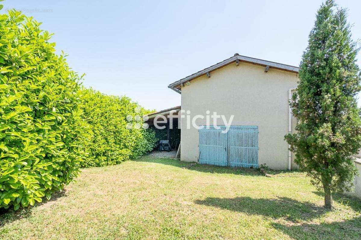 Maison 183 m² à Saint-Germain-Sur-L'arbresle  - photo 14