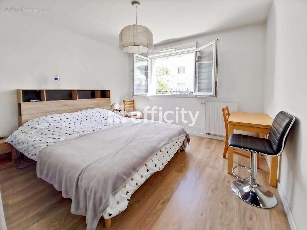 Appartement à BASSE-GOULAINE