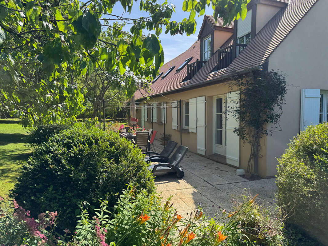 Maison à MONTFORT-L'AMAURY
