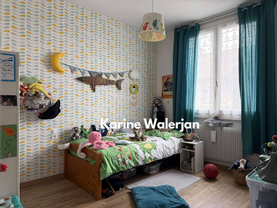 Maison à COURRIERES