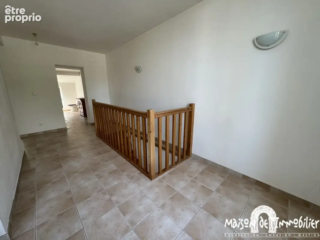 A vendre à VAL-DE-COGNAC - Ensemble immobilier de deux logements - photo 11