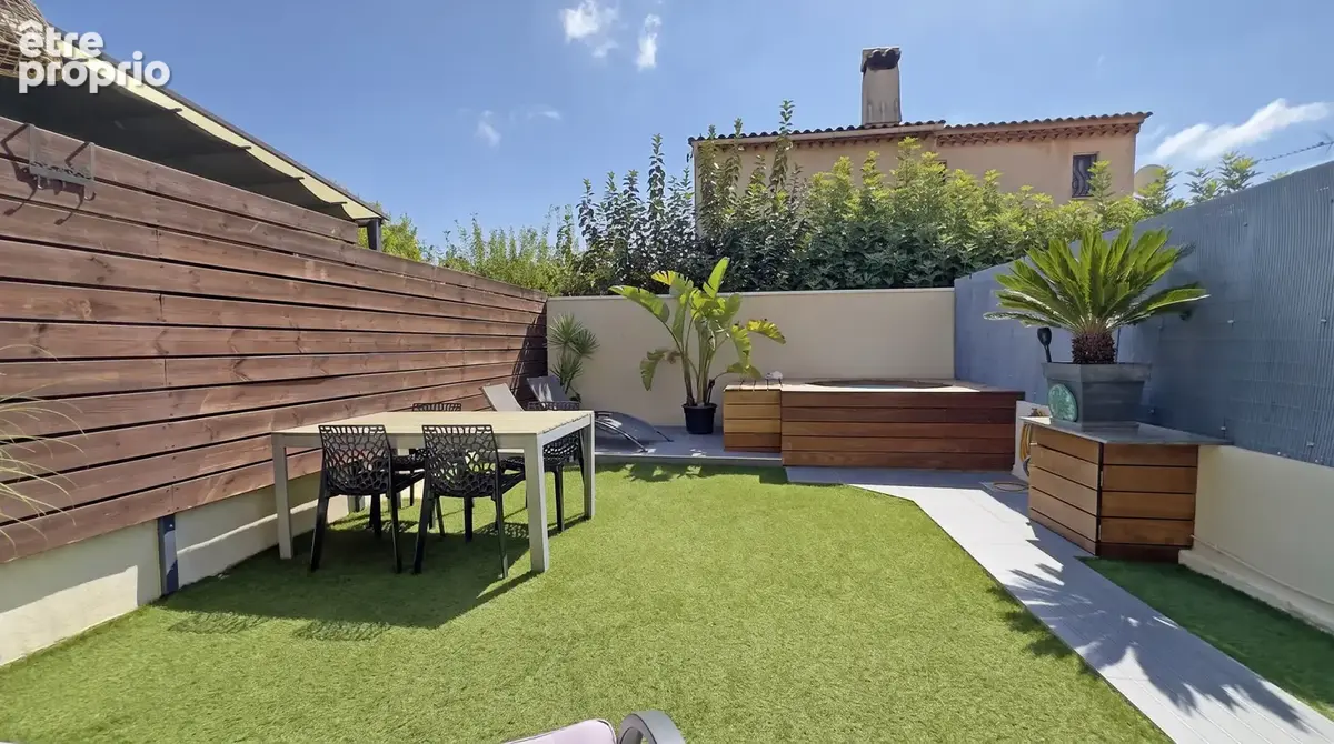 Maison mitoyenne 2 chambres à Hyères - photo 3