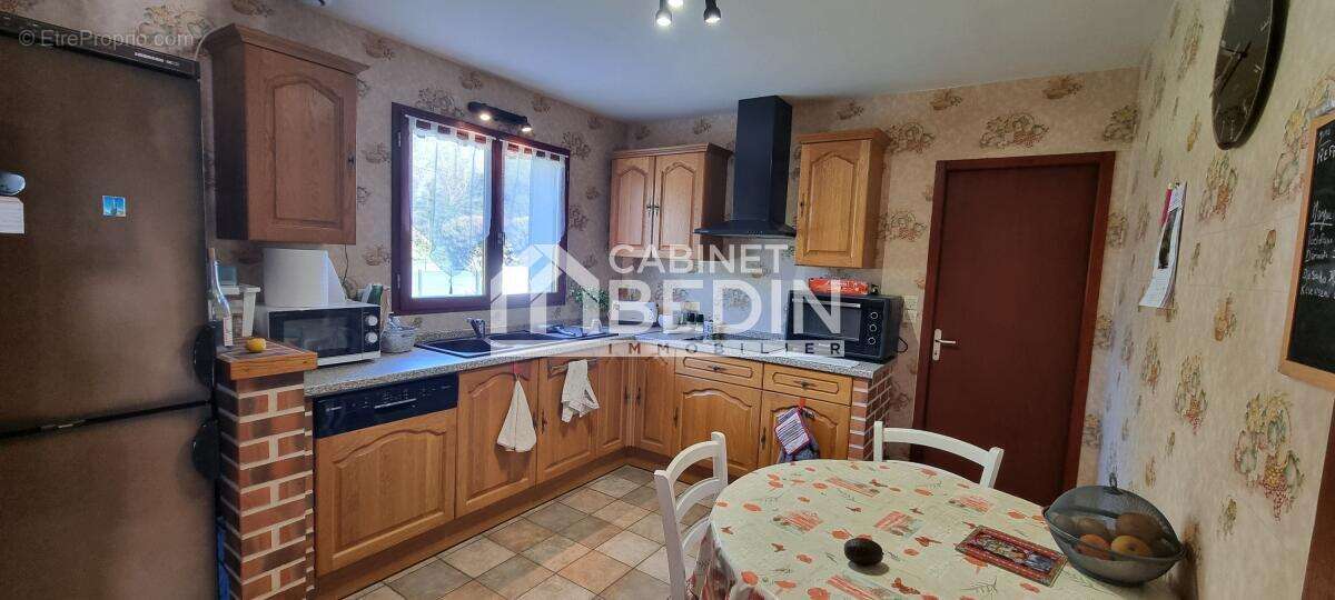 Maison à CAMBLANES-ET-MEYNAC