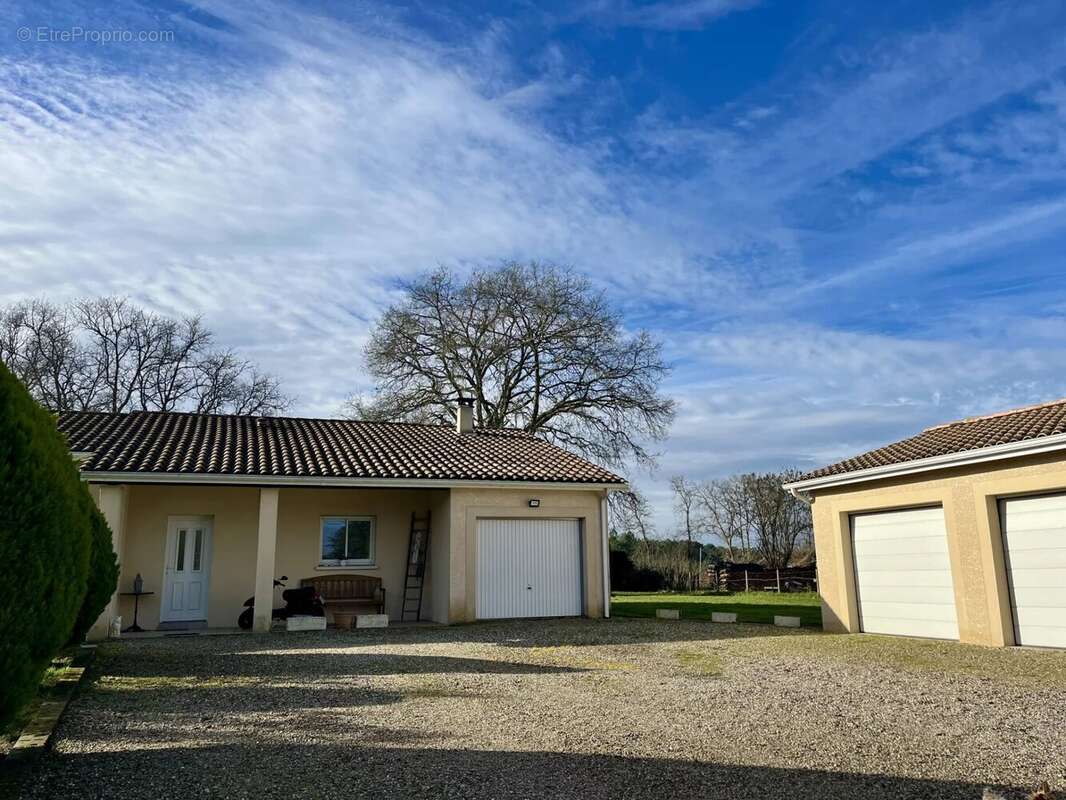 Maison à CASTELJALOUX