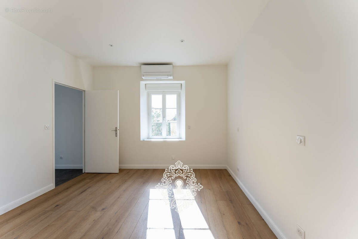 Maison à BRAY-SUR-SEINE