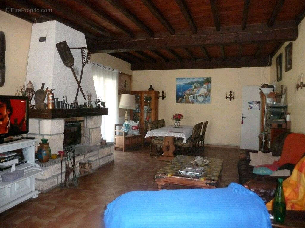 Maison à FUMEL