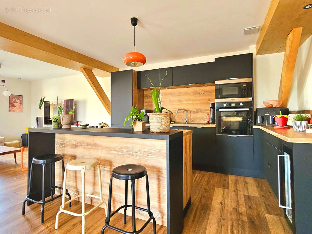 Appartement à CHARNAY-LES-MACON