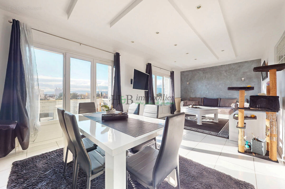 Appartement à VALENCE