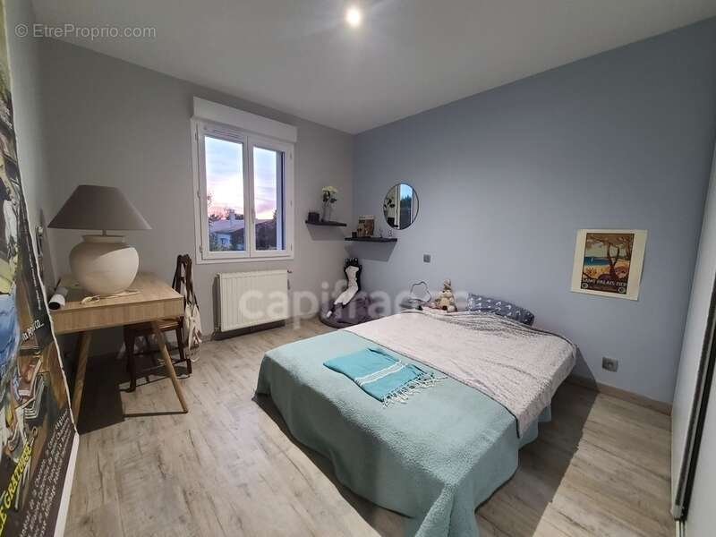 Maison à BUSSAC-SUR-CHARENTE