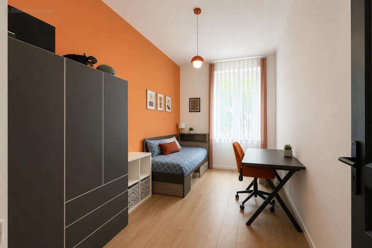 Appartement de 5 pièces de 145 m² à Saint-Étienne - photo 10
