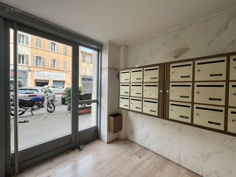Appartement à MARSEILLE-10E