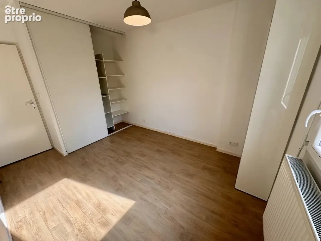 Amiens Sud - T3 72m2 - Ascenseur - Balcon - Stationnement - photo 6