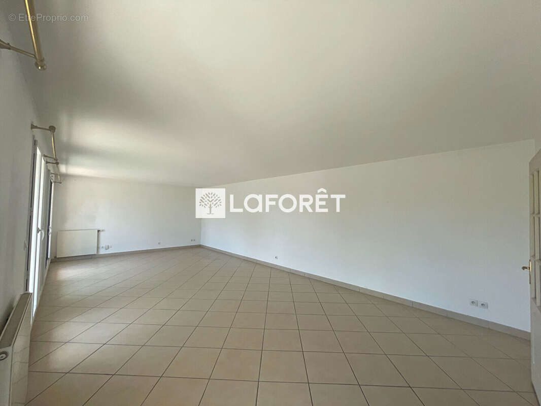 Appartement à TASSIN-LA-DEMI-LUNE