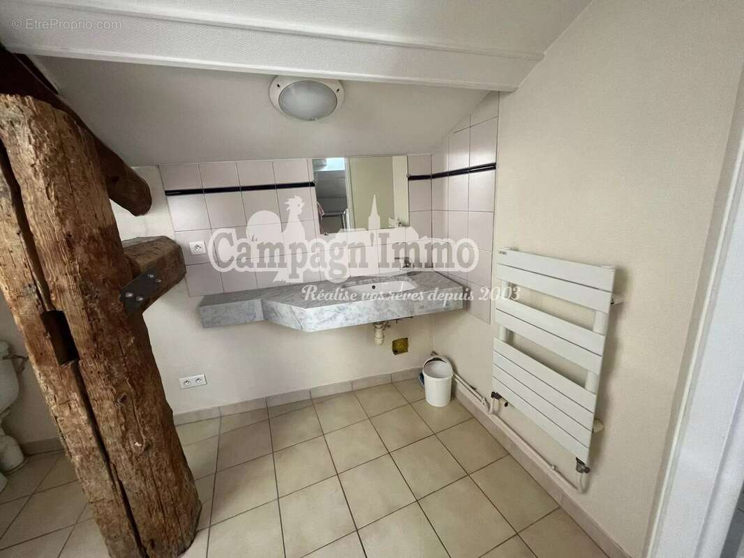 Appartement à PONTCHARRA-SUR-TURDINE