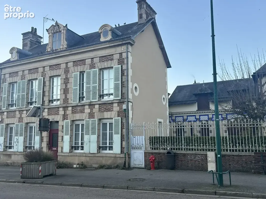 Maison à LE MELE-SUR-SARTHE