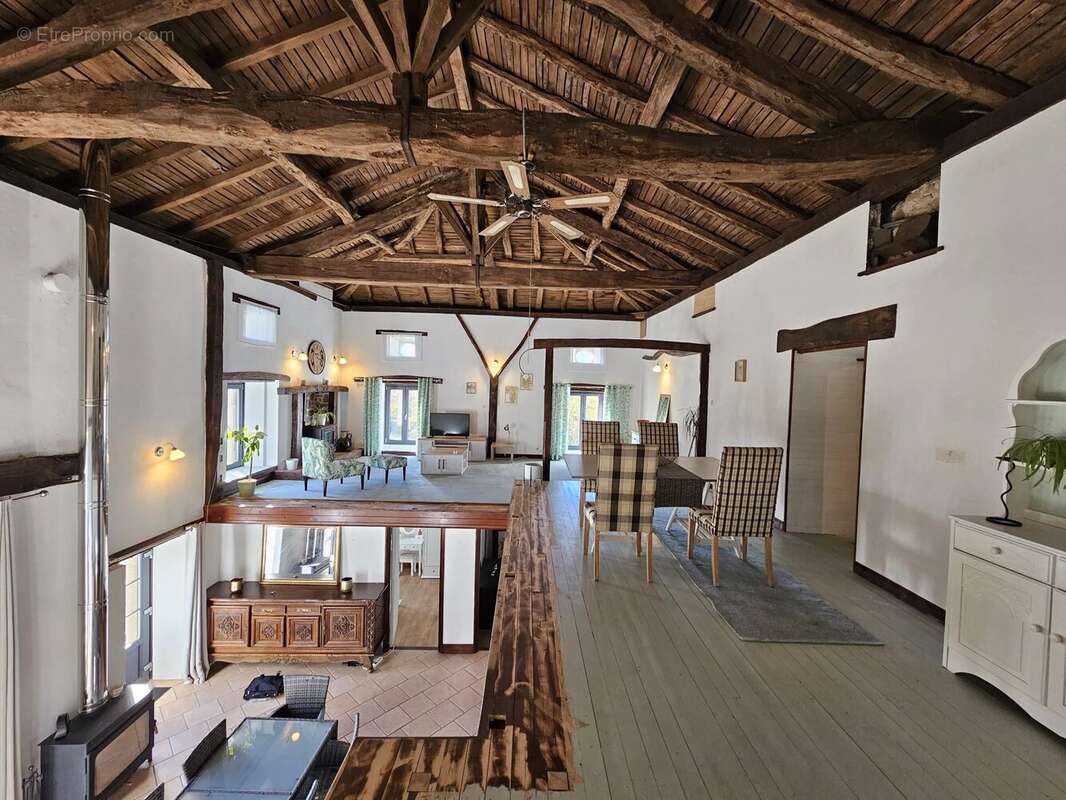 Maison à SAINT-MAURICE-DES-LIONS