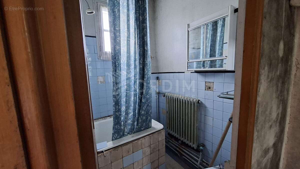 Jolie Maison proche centre-ville - photo 15