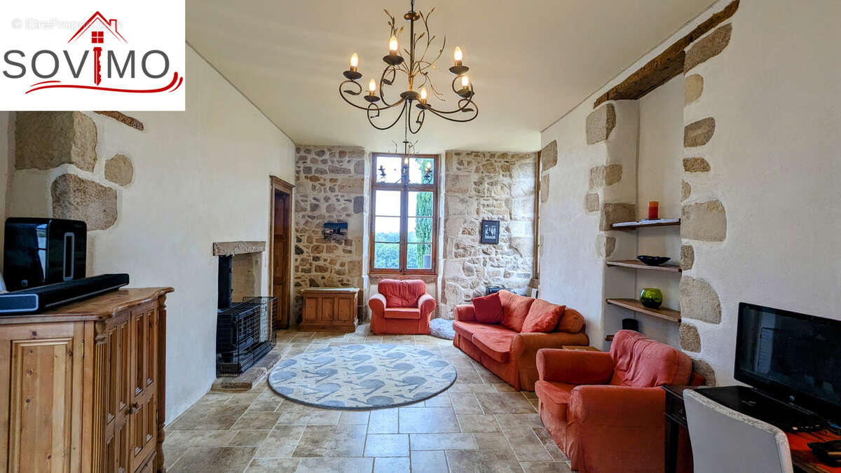 Maison à LESTERPS