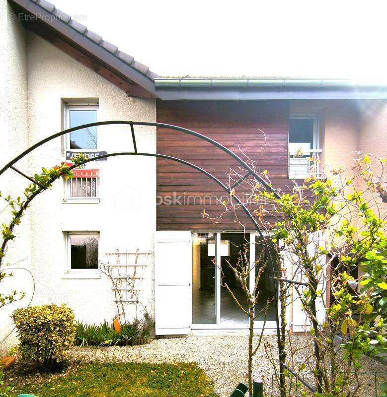 Maison à BONNEVILLE