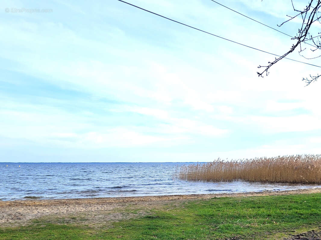 Terrain à LA TESTE-DE-BUCH