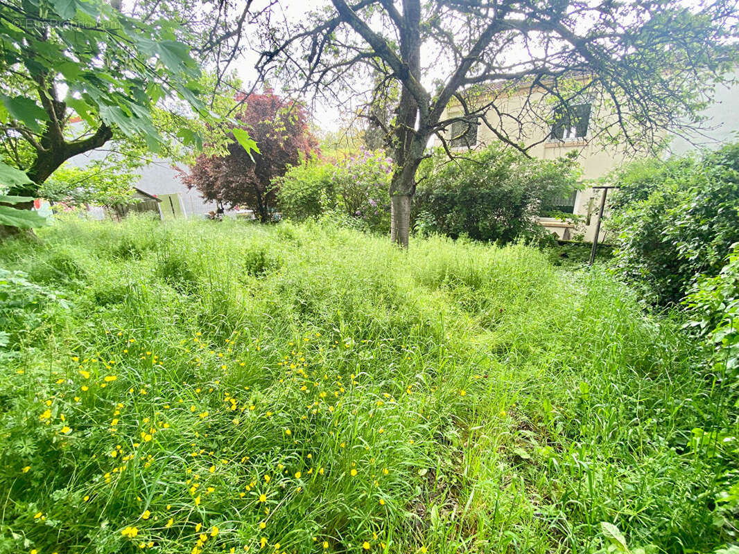 Maison à BOUZONVILLE