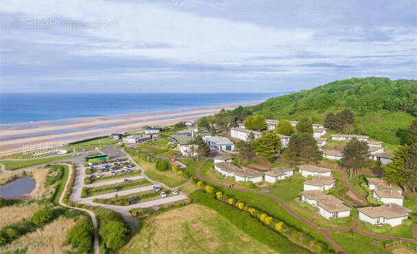 Maison à COLLEVILLE-SUR-MER