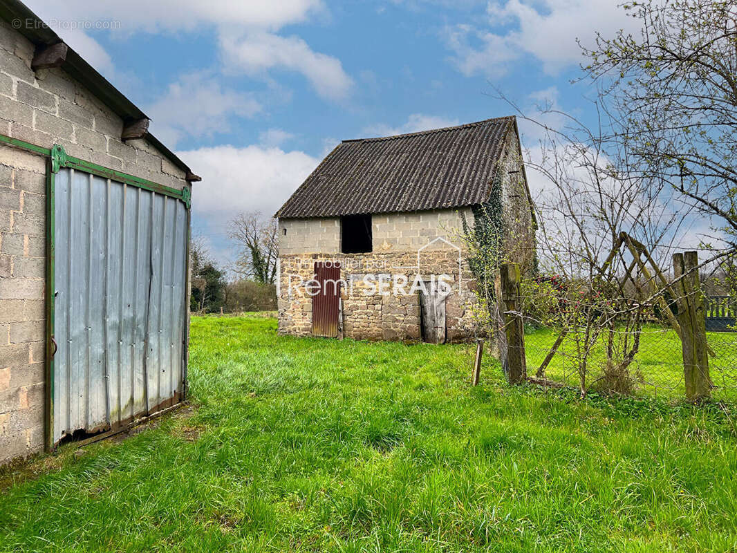 Maison à LONLAY-L'ABBAYE