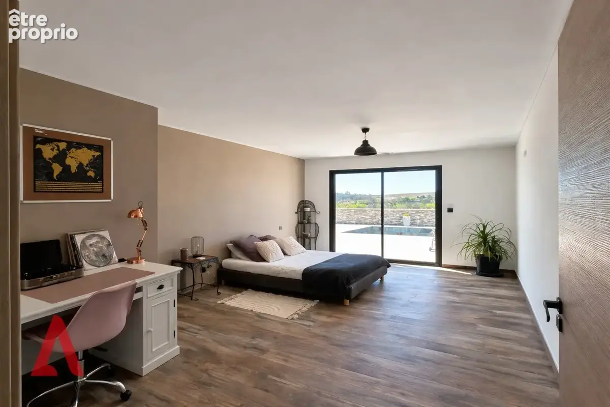 Villa contemporaine d'exception  300 m² habitables  4 suites  Vue panoramique  Prestations haut de gamme - photo 7