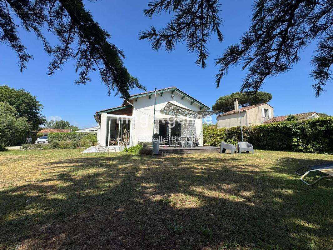 Dolus d'oleron - vertbois – entre forêt et océan – maison  106m² au cœur d’un parc - photo 2