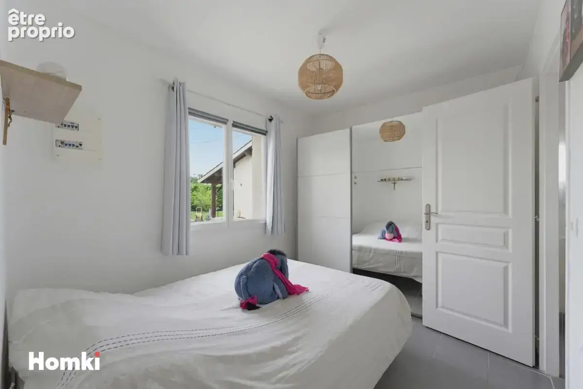 Maison/Villa T4 de 142 m² + T2 indépendant de 20 m² à Saint-Médard-en-Jalles 33160 - photo 7